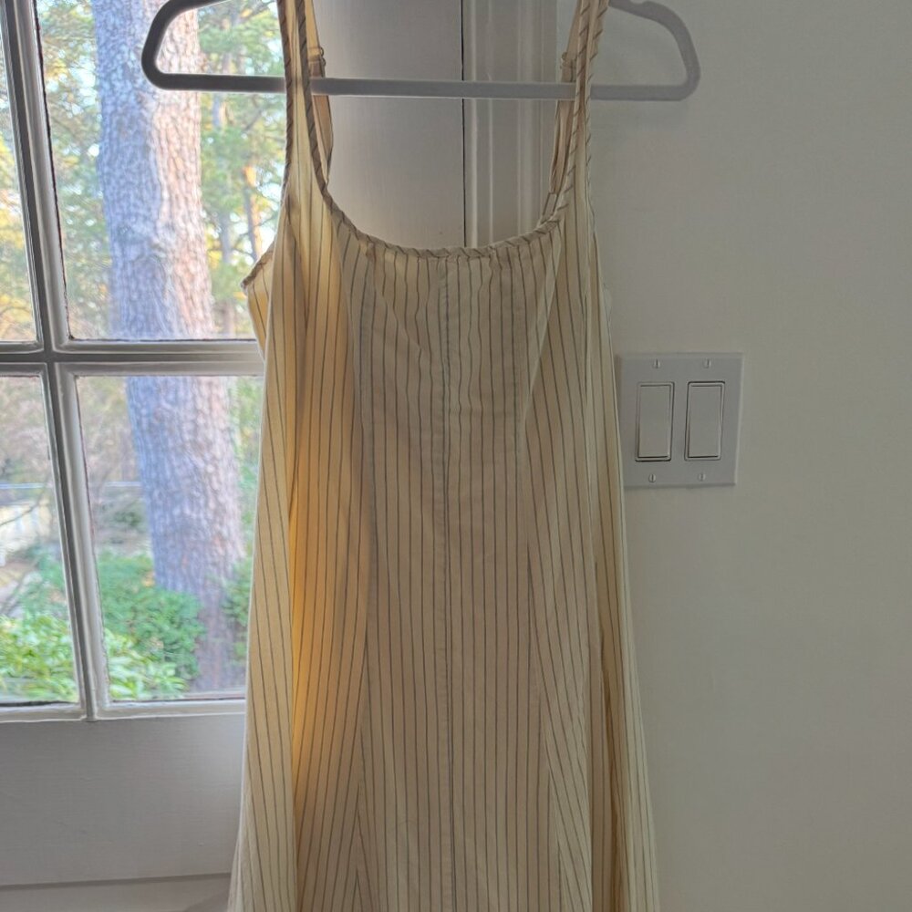 DISSH Linen Maxi Dress